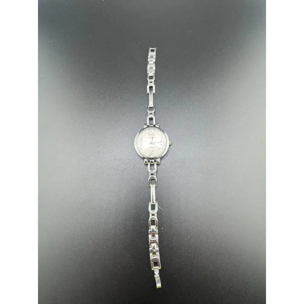 Vintage Bozen Ladies Watch Silver Tone Bracelet Band